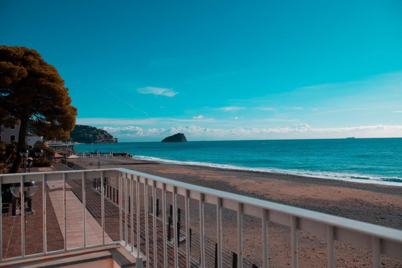 Hotel Ligure Spotorno Esterno foto