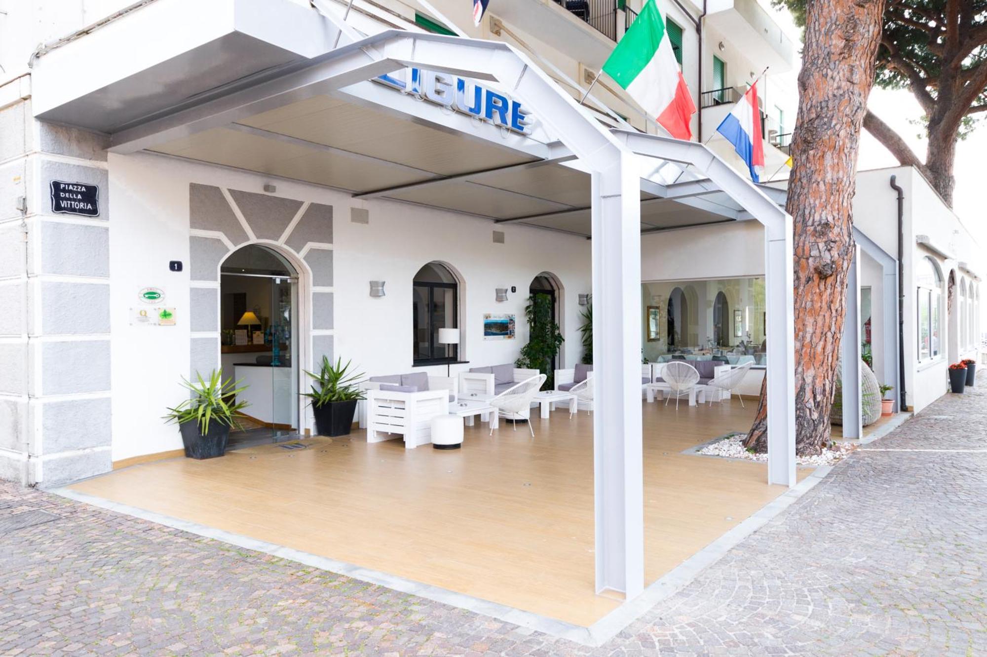 Hotel Ligure Spotorno Esterno foto