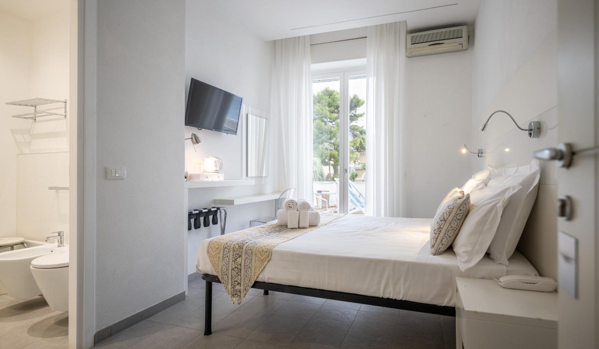Hotel Ligure Spotorno Esterno foto