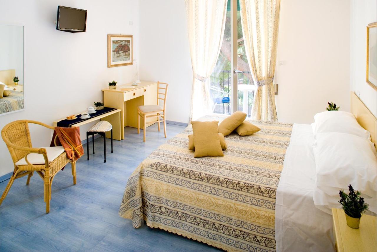 Hotel Ligure Spotorno Esterno foto